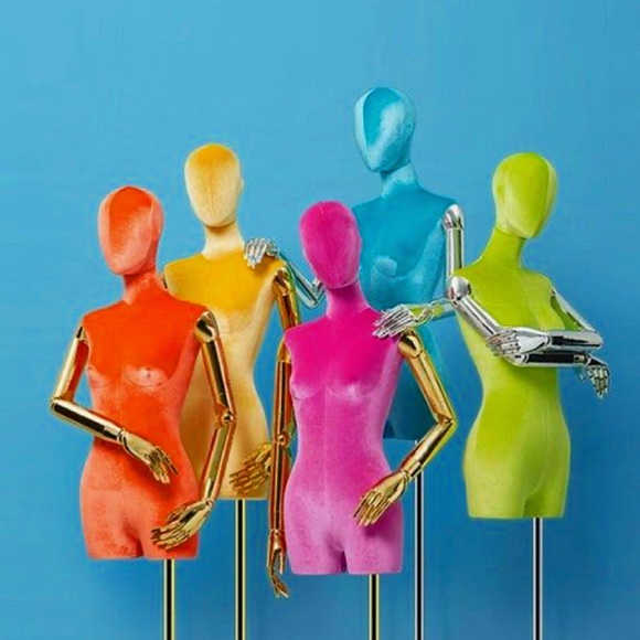 Meet your Posher, Ebony - Picture 1 of 1